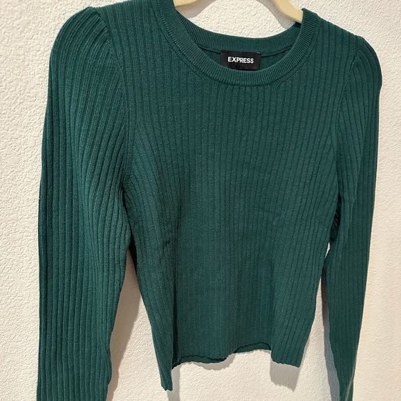Express Ribbed Abbreviated long sleeve sweater - Picture 4 of 4